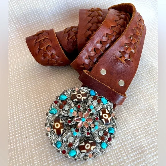 Vintage 100% Leather Statement Buckle Silver Rhinestone Boho Western 90s - Picture 3 of 15